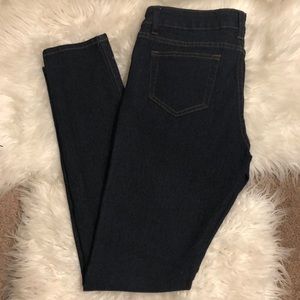 NWOT GTTON DARK DENIM SKINNY JEANS